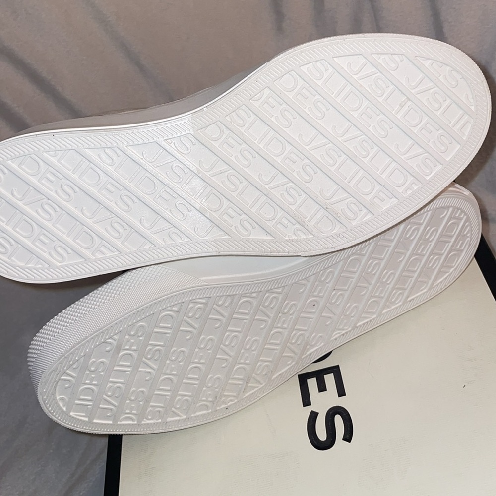 NWT J/SLIDES GABLE Pink/White Faux Suede Sneaker - Picture 10 of 11